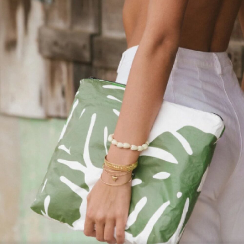 Aloha Collection MAX Pouch Monstera NWT - Picture 4 of 5